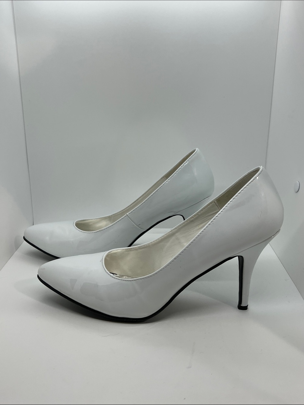 Sexy White High Heeled Pumps By Ellie. Size 13 With A 4” Heel. - Picture 2 of 9